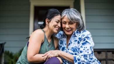 Anneyi Telefona Kaydetme: Duygusal ve Komik Örnekler